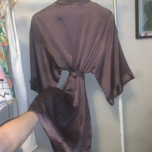 Beautiful Victoria Secret Robe - Picture 3 of 5